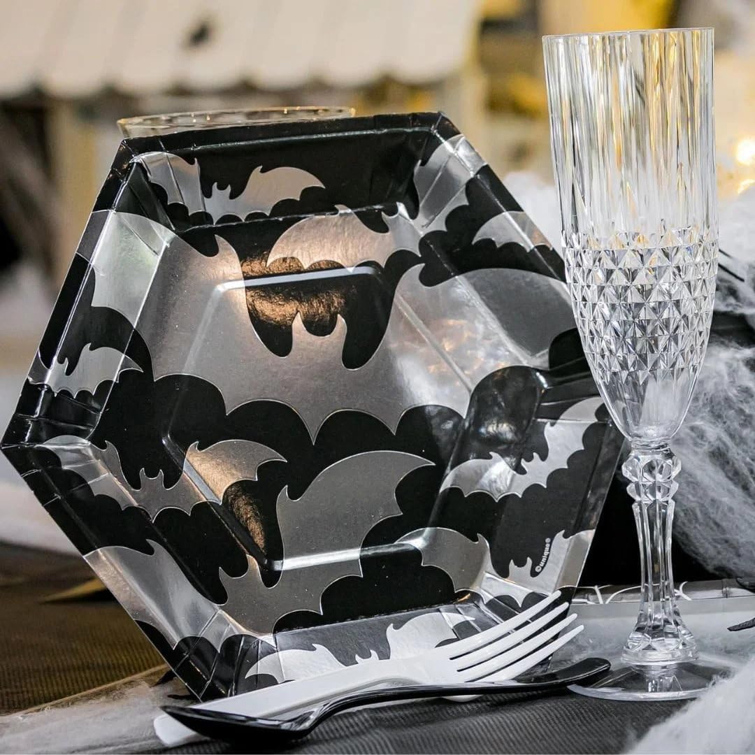 Halloween Bat Hexagonal Paper Plates 21cm – Pack of 8 Heavy Duty
